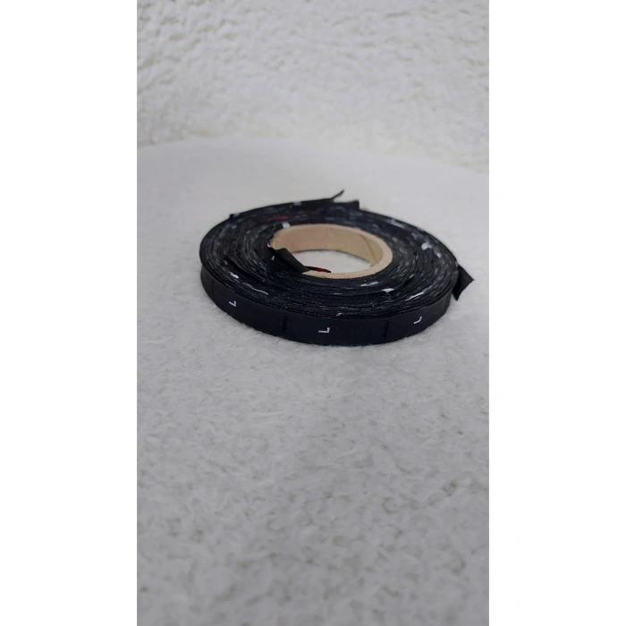 Siyah Beden Etiketi L / Tırnak Etiketi ( 1 Rulo )