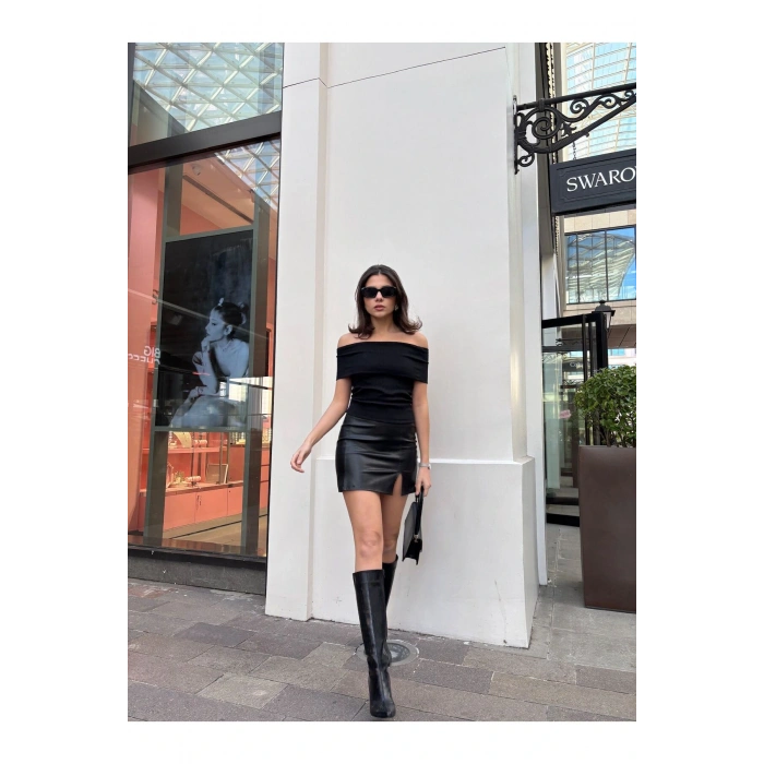 MADONNA YAKA SIFIR KOL BLUZ