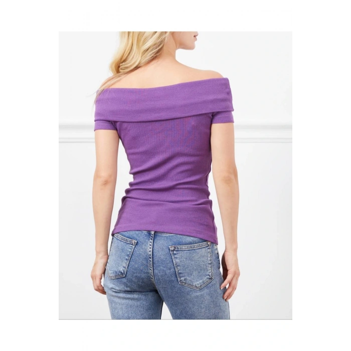 Madonna yaka kısa kol bluz