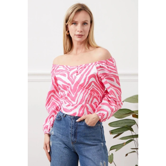 MADONNA YAKA BÜZGÜ DETAYLİ BLUZ