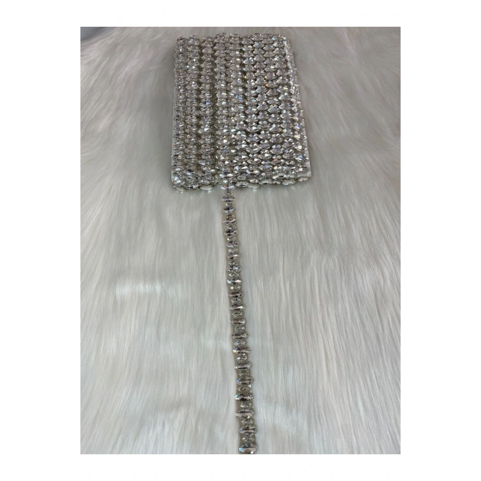 Ütüyle Yapışan Taşlı Zincirli Şerit Aplik 50 cm