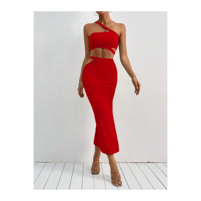 VİSKON KUMAŞ BEL VE OMUZ DEKOLTELİ YIRTMAÇLI ELBİSE