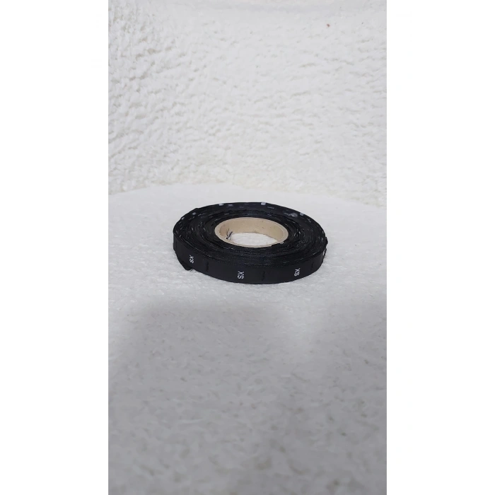 Siyah Beden Etiketi XS  / Tırnak Etiketi ( 1 Rulo )