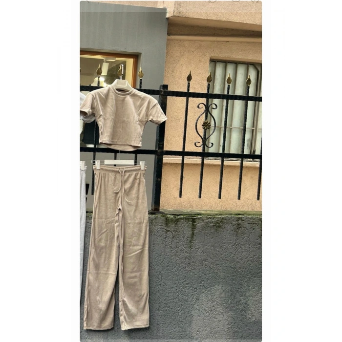 Kadın KIsa Kol Crop Yüksek Bel Bol Paça Kaşkorse Takım