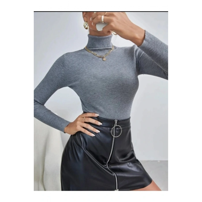 Kadın Gri Pamuklu Balıkçı Yaka Şardonlu Slimfit Boğazlı Kazak Fitilli Bady