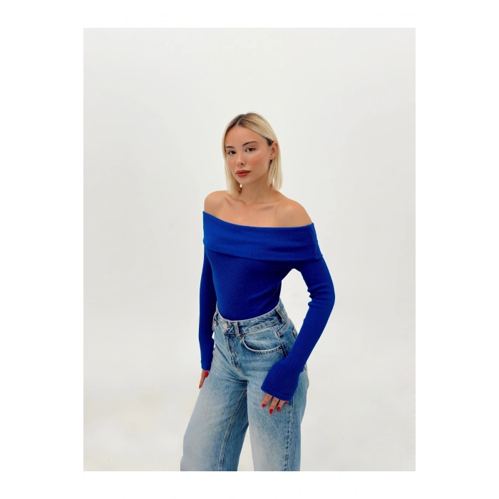 Kadın Düz Renk Madonna Yaka Bluz