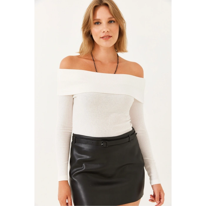 Kadın Madonna Yaka Kaşkorse Bluz