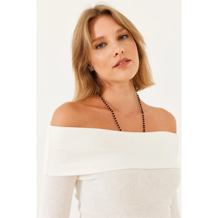 Kadın Madonna Yaka Kaşkorse Bluz