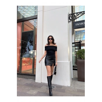 MADONNA YAKA SIFIR KOL BLUZ