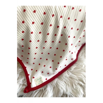 Kırmızı Kalpli Natural Pamuklu 80x90 cm Çift Kat Bebek Battaniyesi
