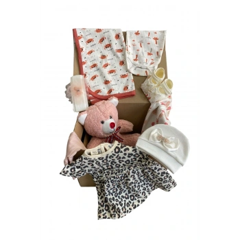 Yeni Doğan Kız Bebek Hediyelik Seti Kutulu