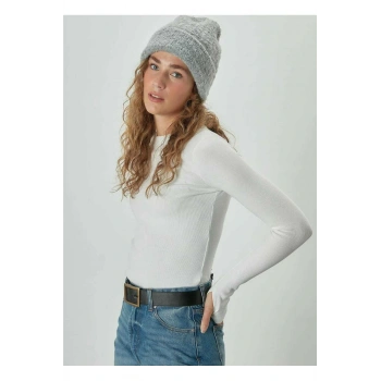 PARMAK GEÇİRMELİ RİBANALI TRİKO BODY