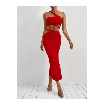 VİSKON KUMAŞ BEL VE OMUZ DEKOLTELİ YIRTMAÇLI ELBİSE