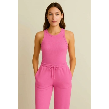 Halter Yaka Atlet Ve Cepli Pantolonlu Takım