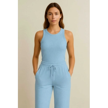 Halter Yaka Atlet Ve Cepli Pantolonlu Takım