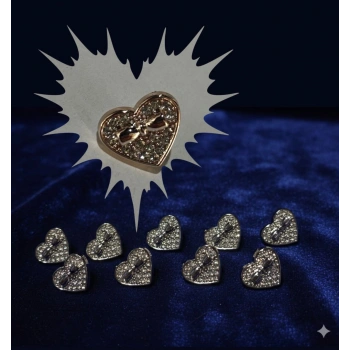 Taşlı Kalpli Düğme 24 Boy (15.2mm) 10 ADET