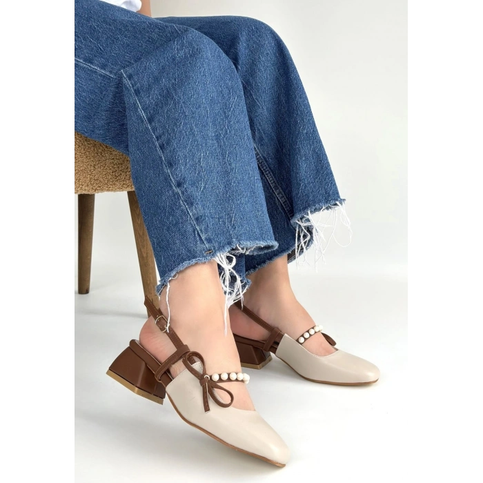 Ceyda Bej Cilt Taba Detaylı Topuklu Ayakkabı