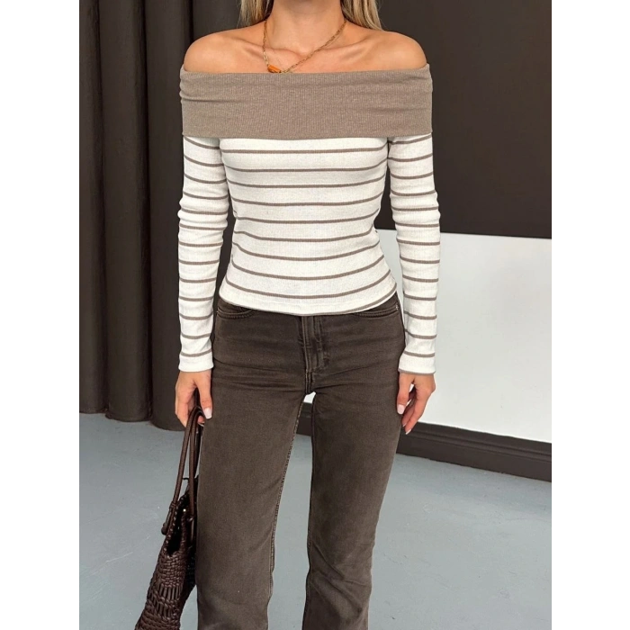 Çizgili madonna yaka kaşkorse bluz bej a844