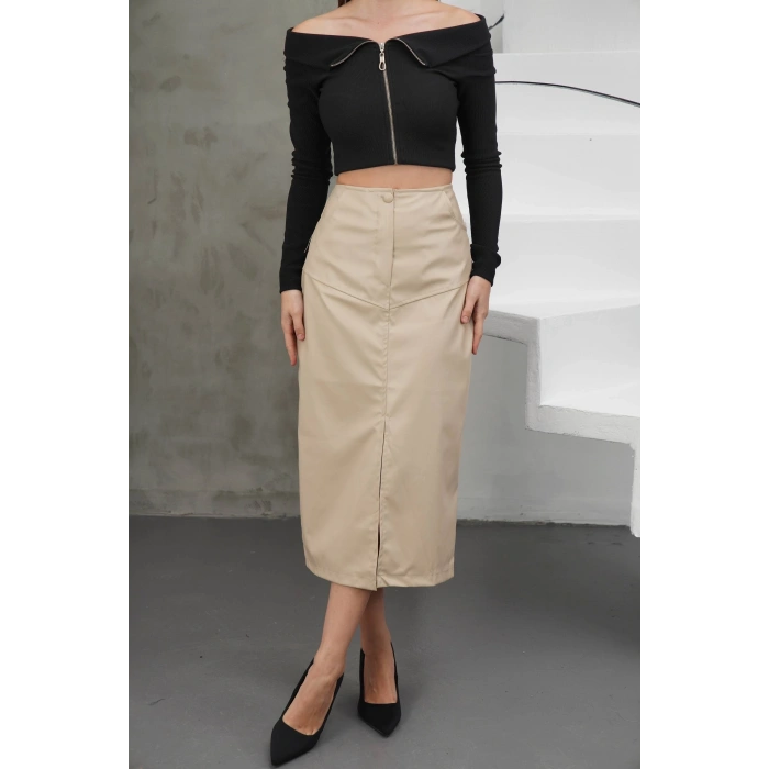 Yırtmaçlı uzun deri etek bej