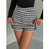 Kapaklı kaşe şort etek siyah beyaz kazayağı h261218