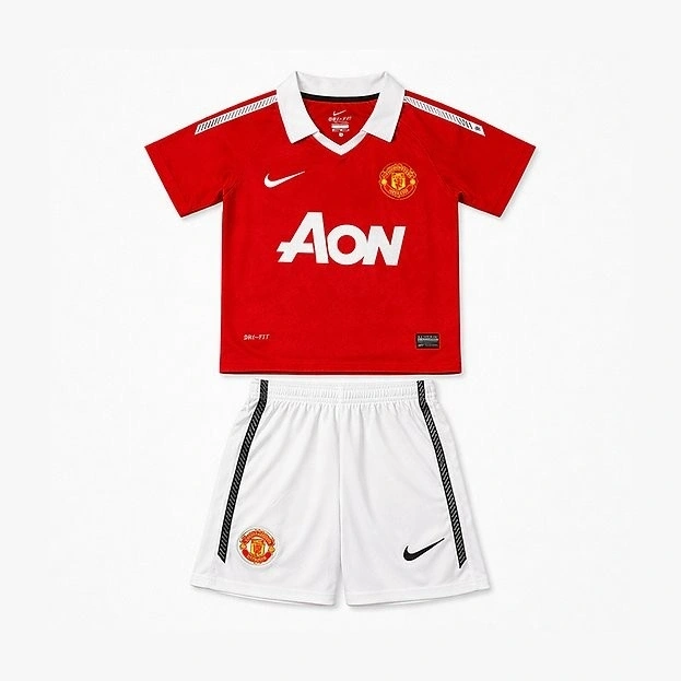 Manchester United 2011 Retro Çocuk Forma & Şort Seti Home