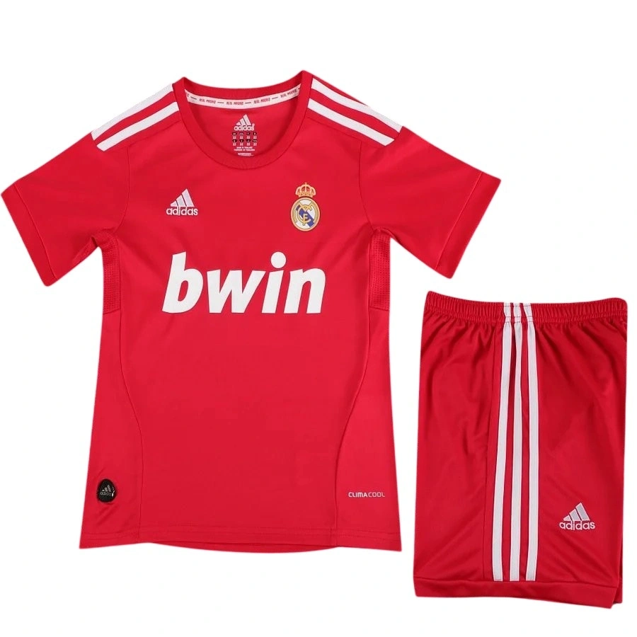 Real Madrid 2011 Retro Çocuk Forma & Şort Seti Away