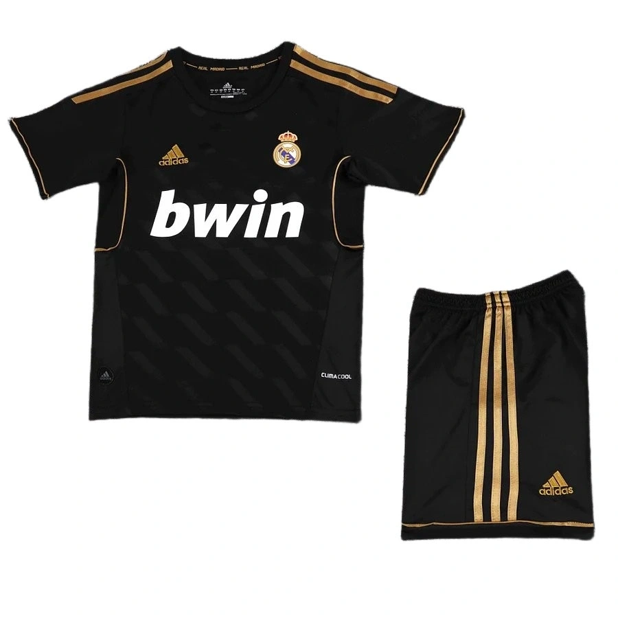 Real Madrid 2011-2012 Retro Çocuk Forma & Şort Seti Away