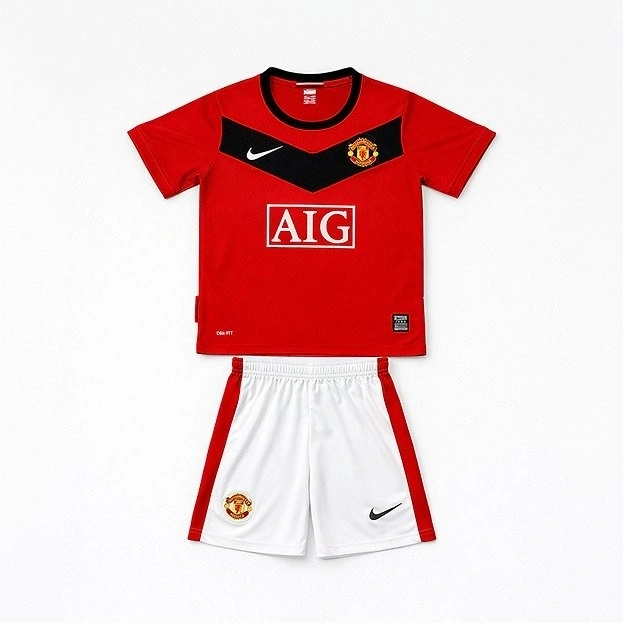 Manchester United 2010 Retro Çocuk Forma & Şort Seti Home