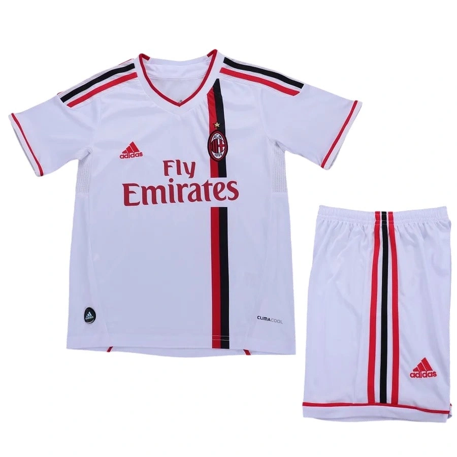 Milan 2011-2012 Retro Çocuk Forma & Şort Seti Away