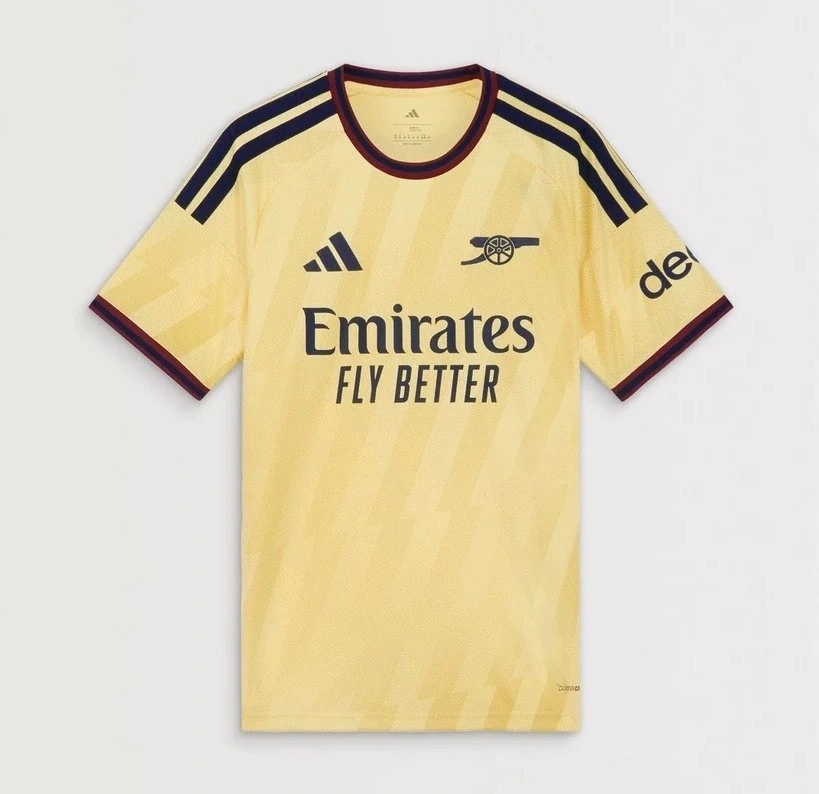 Arsenal 2026-2027 Forma Third