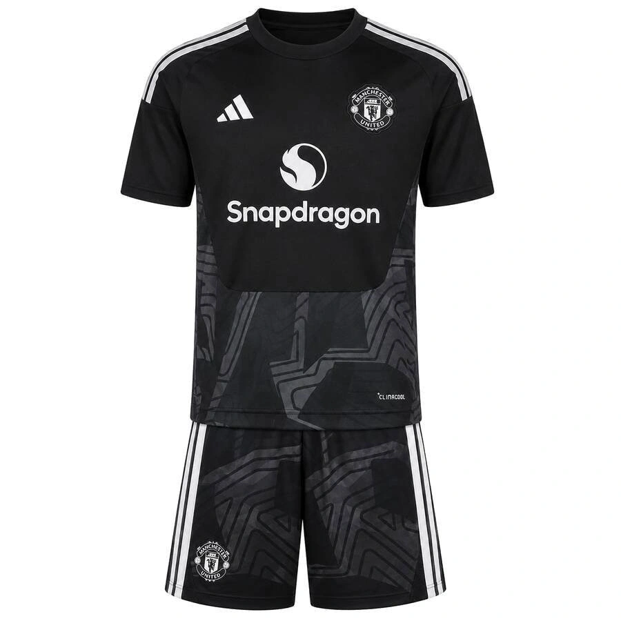 Manchester United 2026-2027 Çocuk Kaleci Forma & Şort Seti