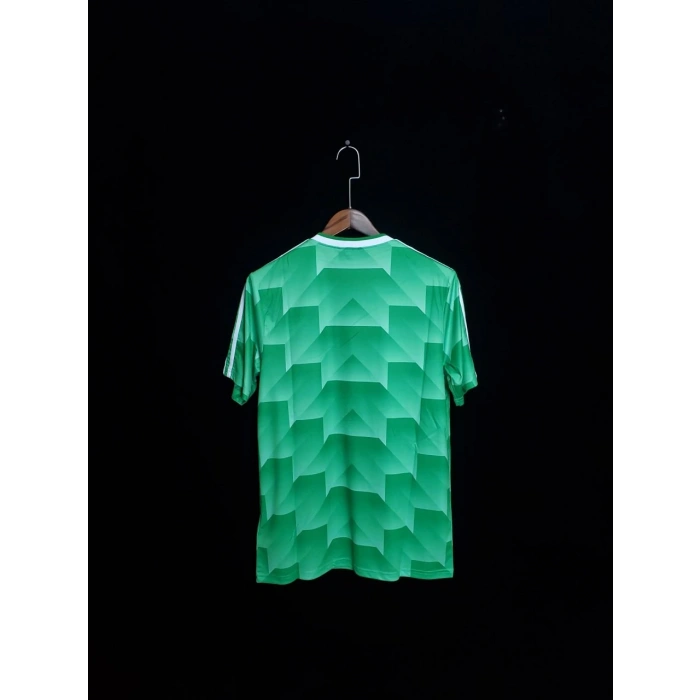 Almanya 1990 Retro Forma