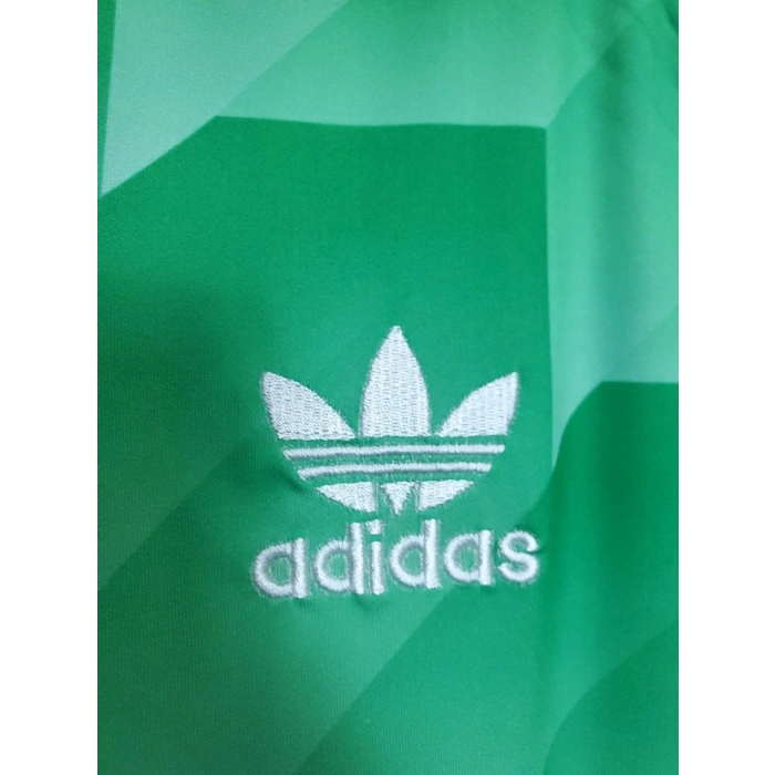 Almanya 1990 Retro Forma