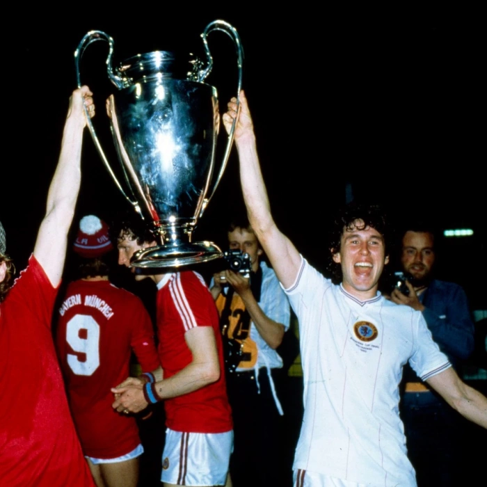 Aston Villa 1981 - 1982 Retro Forma