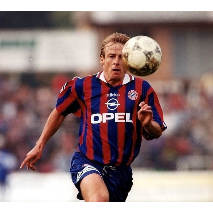 Bayern Münih 1995 - 1997 Retro Forma