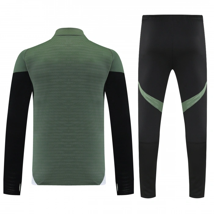 Bayern Münih 2025-2026 Eşofman Takımı