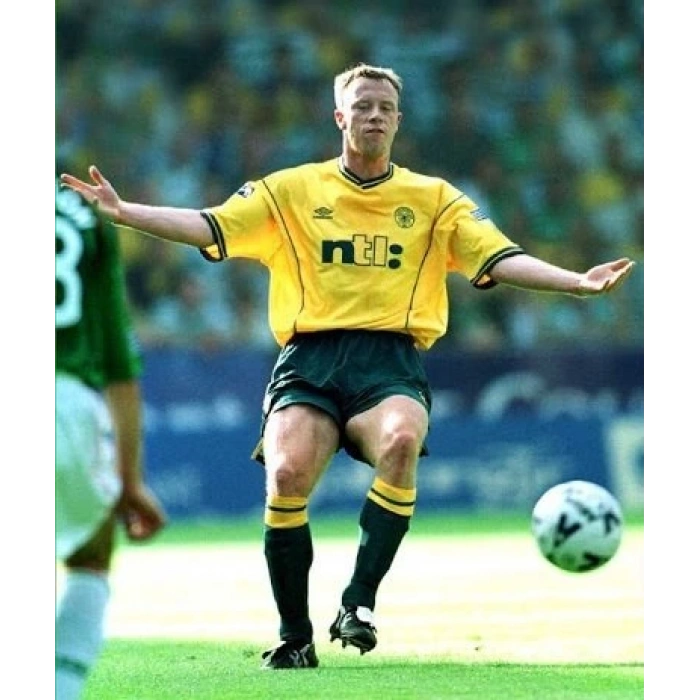 Celtic 2000 - 2001 Retro Forma