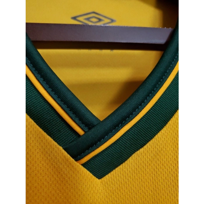 Celtic 2000 - 2001 Retro Forma