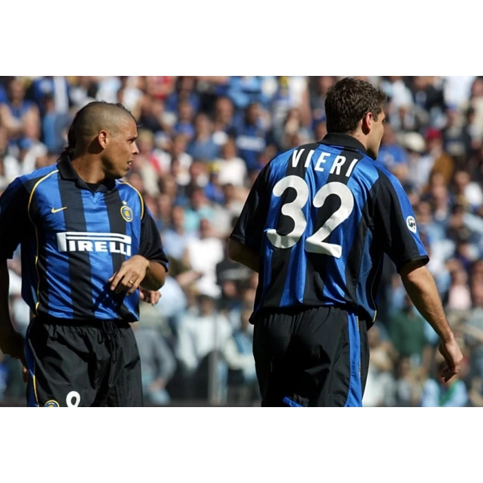 İnter 2001 - 2002 Retro Forma