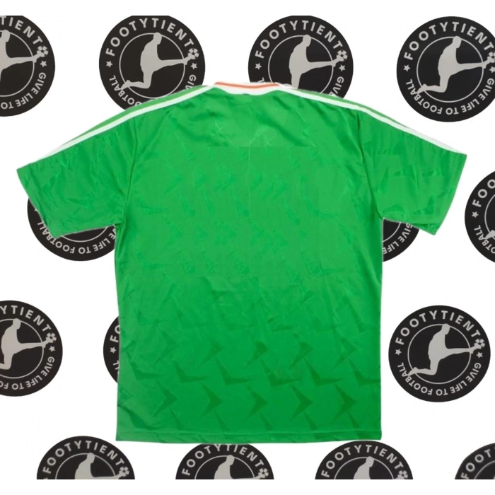 HEMEN KARGO - İrlanda 1990 Retro Forma  M BEDEN 