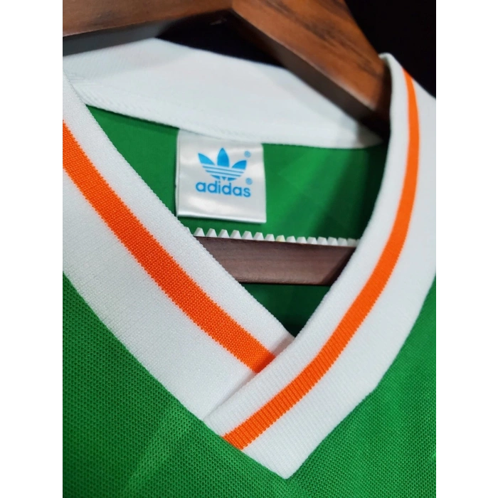HEMEN KARGO - İrlanda 1990 Retro Forma  M BEDEN 