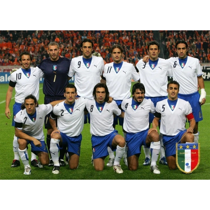 İtalya 2006 Retro Forma