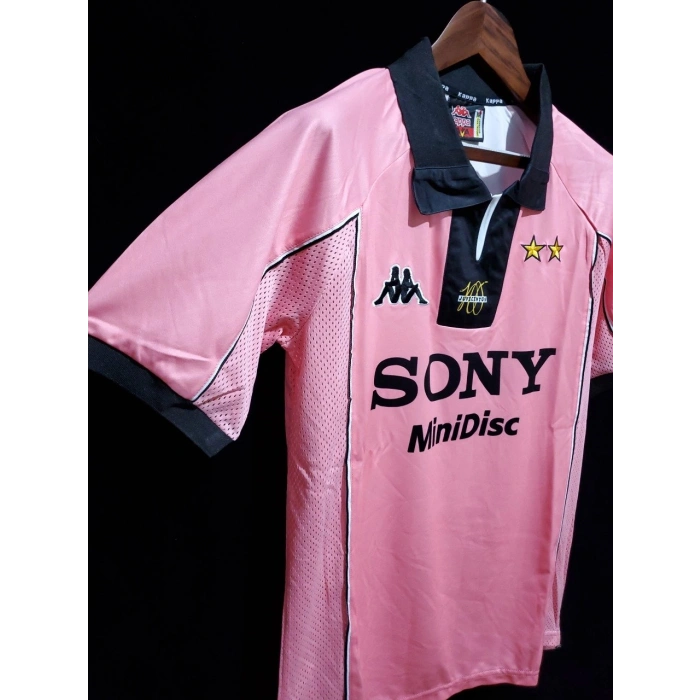 Juventus 1997 - 1998 Retro Forma