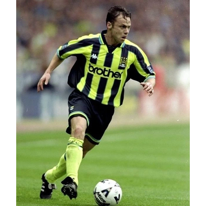 Manchester City 1998 - 1999 Retro Forma