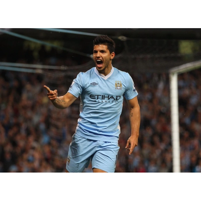 Manchester City 2011 - 2012 Retro Forma