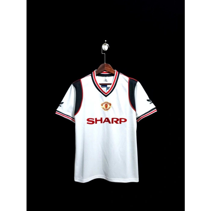 Manchester United 1984 - 1986 Retro Forma