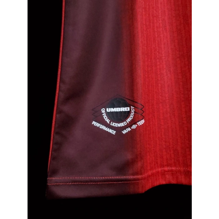 Manchester United 1996 - 1998 Retro Forma