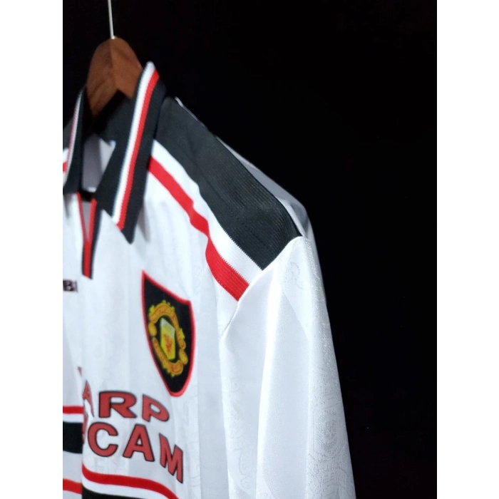 Manchester United 1997 - 1999 Retro Forma