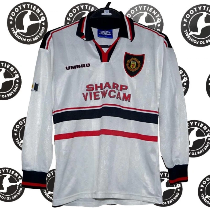 Manchester United 1997 - 1999 Uzunkol Retro Forma