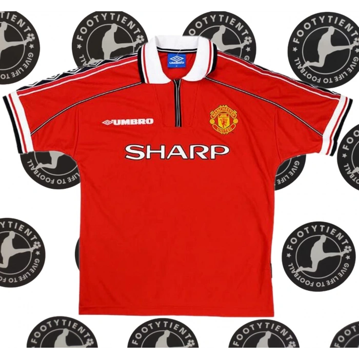 Manchester United 1998 - 2000 Retro Forma